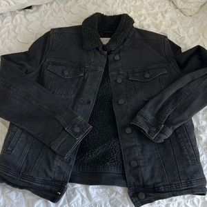 Black denim jean jacket with fleece inside